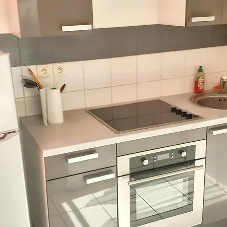 A Avec Terrasse Апартаменти *