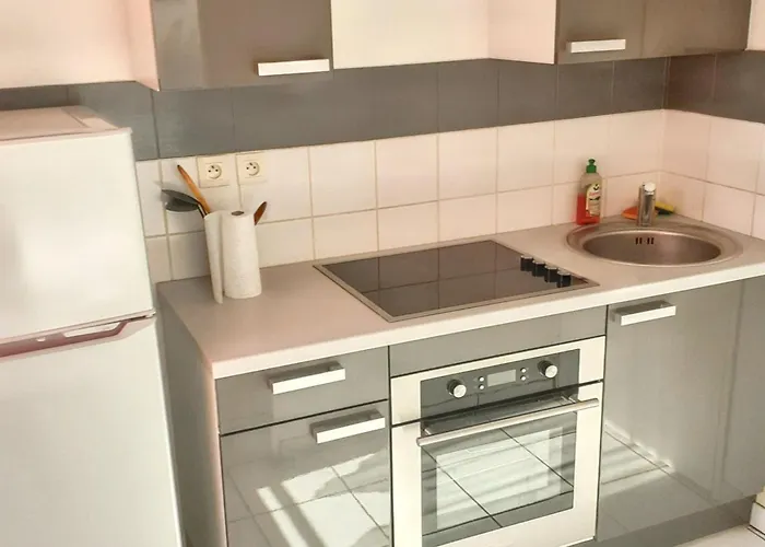 A Avec Terrasse Apartamento *